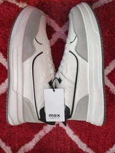 Men Stylish White Sneakers