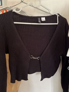 Black Ribbed Cropped Cardigan