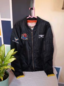 Bomber jacket