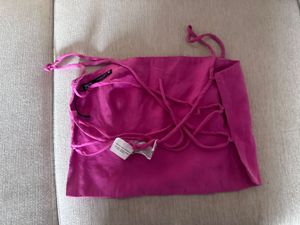 ZARA BACKLESS CROP TOP