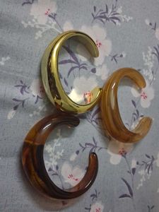 Chunky Resin &amp; Gold Bangle Set