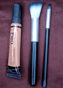 PRO.conceal HD Concealer + 2 Essential Makeup Brus