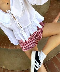 ✨cute red white strip short pant✨