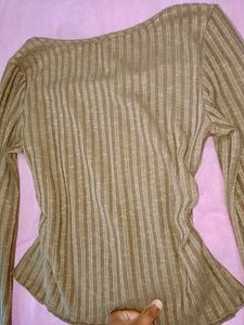 Olive Green Ribbed Bell Sleeve Top(savanna)