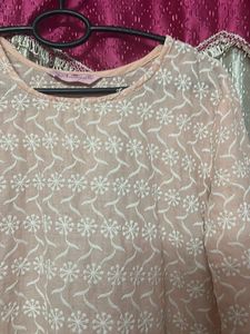 Elegant Chikankari Kurta