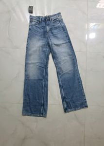 B1G1 FREE🎉🎉🎉 Straight Super High Waist Jeans
