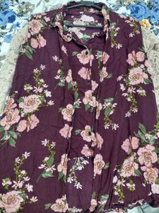 Floral Lace Sleeve Top