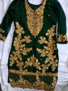 Elegant Green Embroidered Kurta