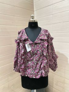 Oversized Floral Print Ruffle V-Neck Top