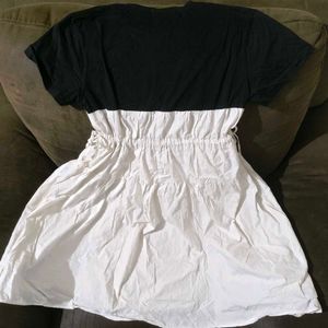 Chic Black &amp; White Tiered Dress