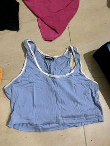 Bundle of 4 Trendy Crop Tops