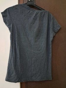 Gray Graphic Tee - Size Medium