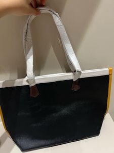Stylish Tote Bag with Matching Pouch