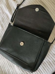 Chic Black Crossbody Bag with Chain Detail