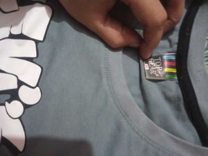 Levi's Grey T-Shirt with Fun Graphic