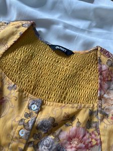 Outryt By Ajio Floral Crop Top