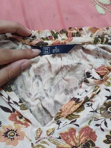 Floral Print V-Neck Top