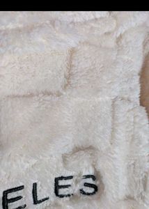 UNISEX Fluffy LA Hoodie