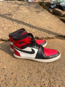 Jordan 1 High-Top Sneakers (First copy)