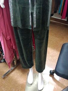 Party Wear Velvet Tracksuit - Stylish and Comfy!