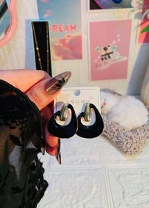 Chic Black and Gold Drop korean Earrings