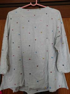Ateesa light gray embroidered top size L
