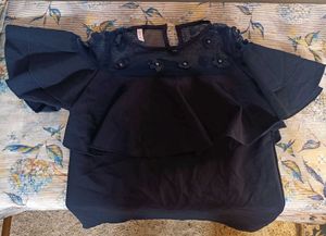 Chic Navy Blue Ruffle Top