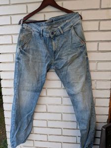Light Wash Denim Jeans