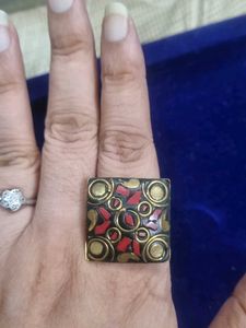 Unique Laq Square Design Ring
