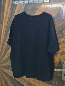 H&amp;M Solid Black Relaxed Fit T-Shirt