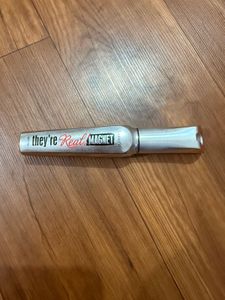 Benefit They're Real Magnet Mascara
