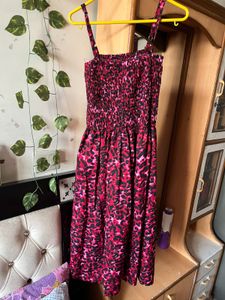 Chic Smoked Floral Print Dress