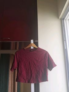 Zudio Very Beautiful Maroon Crop Top