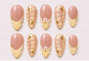 Handmade Blossom Elegant French Tip Press-On💅💛