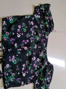 Floral Print Crop Top &amp; Skirt Set