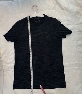 Under Armour Men's T-Shirt
