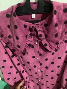 beutiful polka dot shirt 🦋
