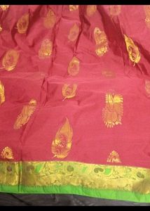 Vibrant Redpattu Saree with Gold Border