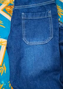 Dark Wash Denim Jeans with Front Pockets very new