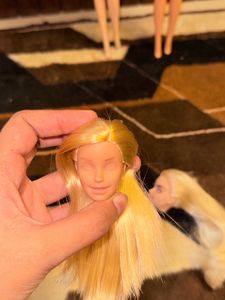 Lot of 4 Doll Heads