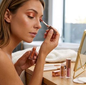 CAL SHADOW EYEZ Daily Shimmer Collection