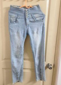 Light Wash High-Waisted Jeans