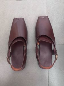 Stylish Leather Flat Sandals