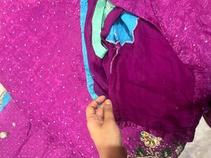 Elegant Pink &amp; Blue Embellished y2k Saree