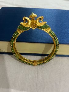 Exquisite green stones Peacock Bangle