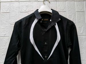 New with tag Korean Chic Black &amp; White Button-Up S