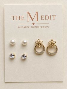 Gold Floral Rhinestone Drop Earrings 🌼