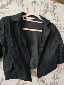Elegant Black Lace Cropped Jacket