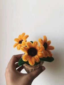 Cute Pipe Cleaner Sunflower Pot
