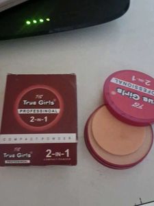 True Girls 2-in-1 Compact Powder